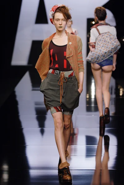 Look 2